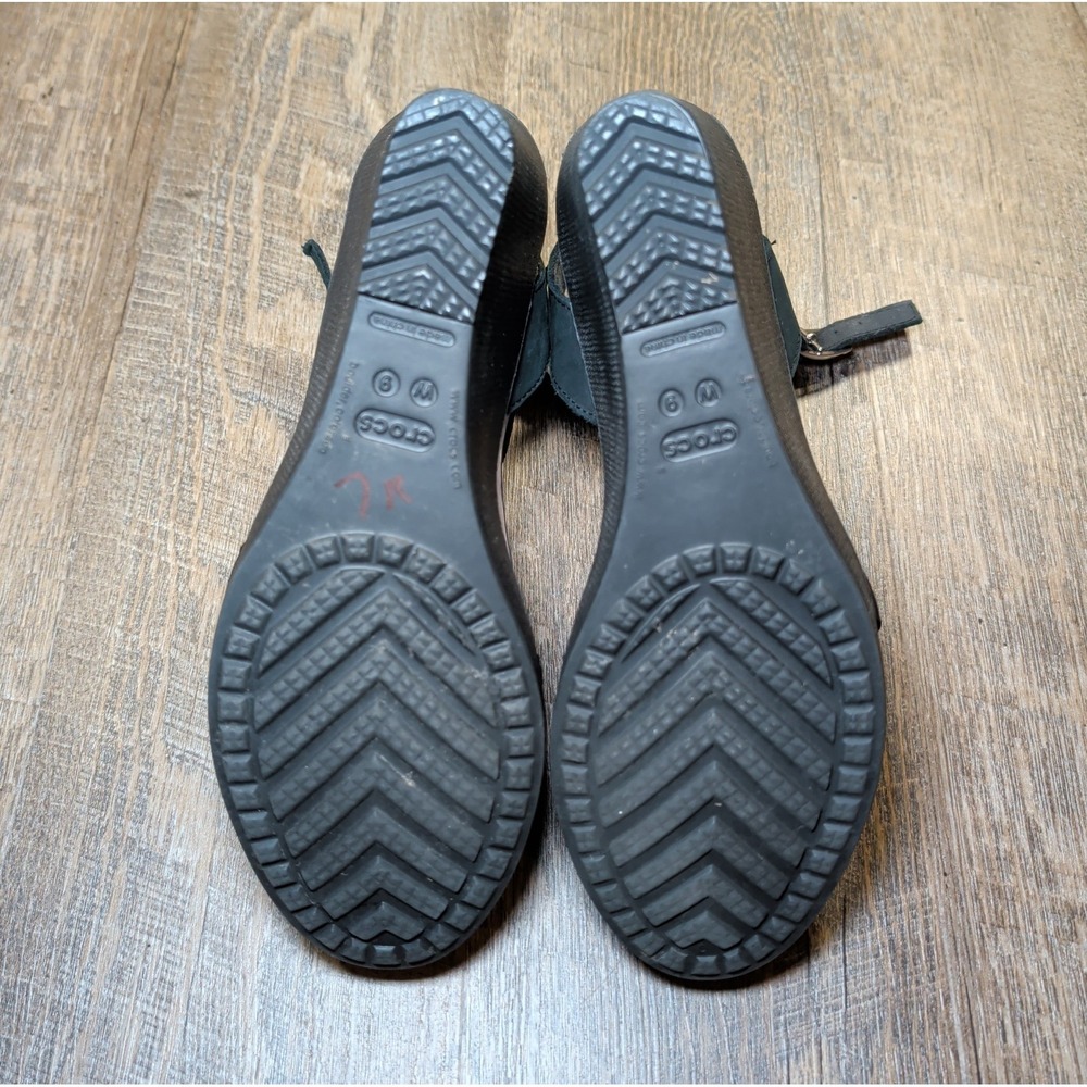 Crocs Leigh II Sandals Womens Sz 9 Black Ankle Strap Buckle Comfort Wedge Shoes - Picture 11 of 13